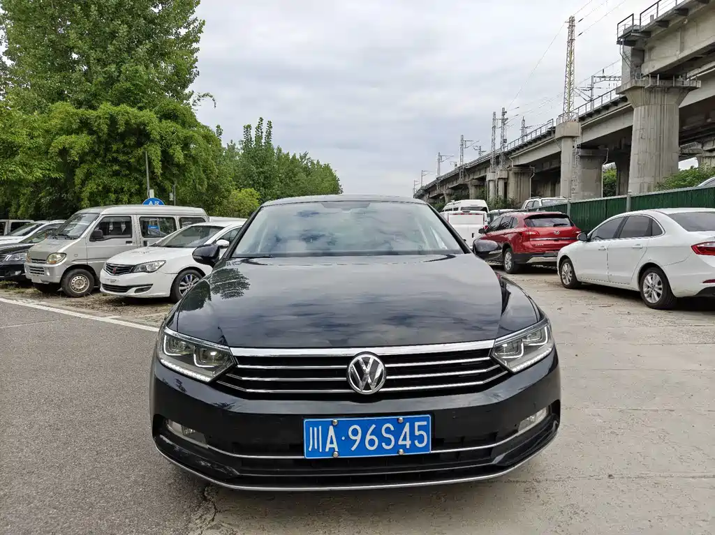 Volkswagen Magotan — миниатюра 2