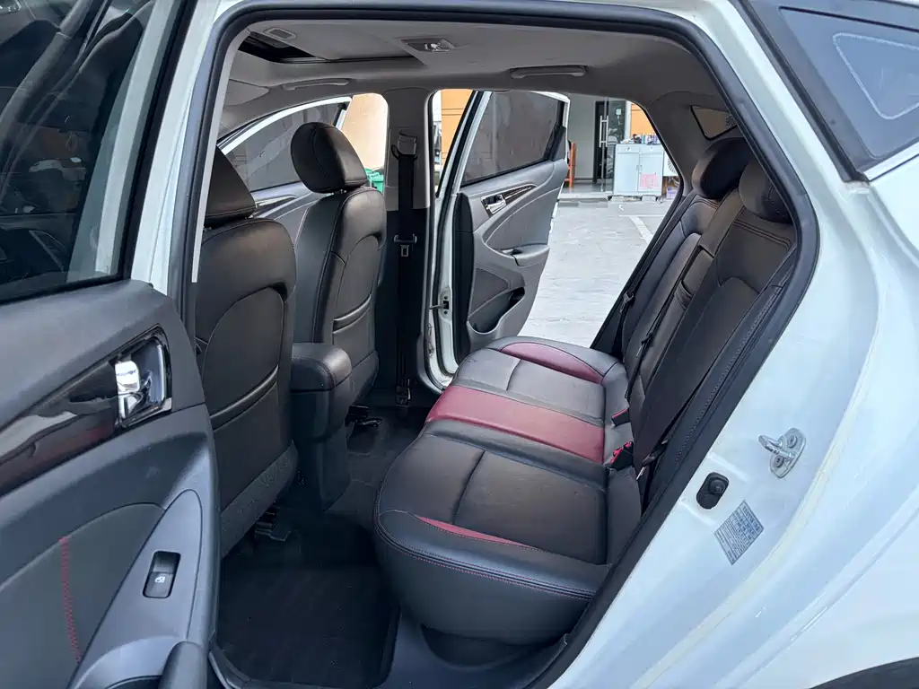 Changan Eado XT — миниатюра 12