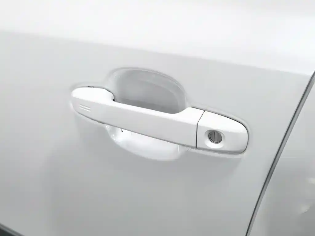 Toyota IZOA — миниатюра 18