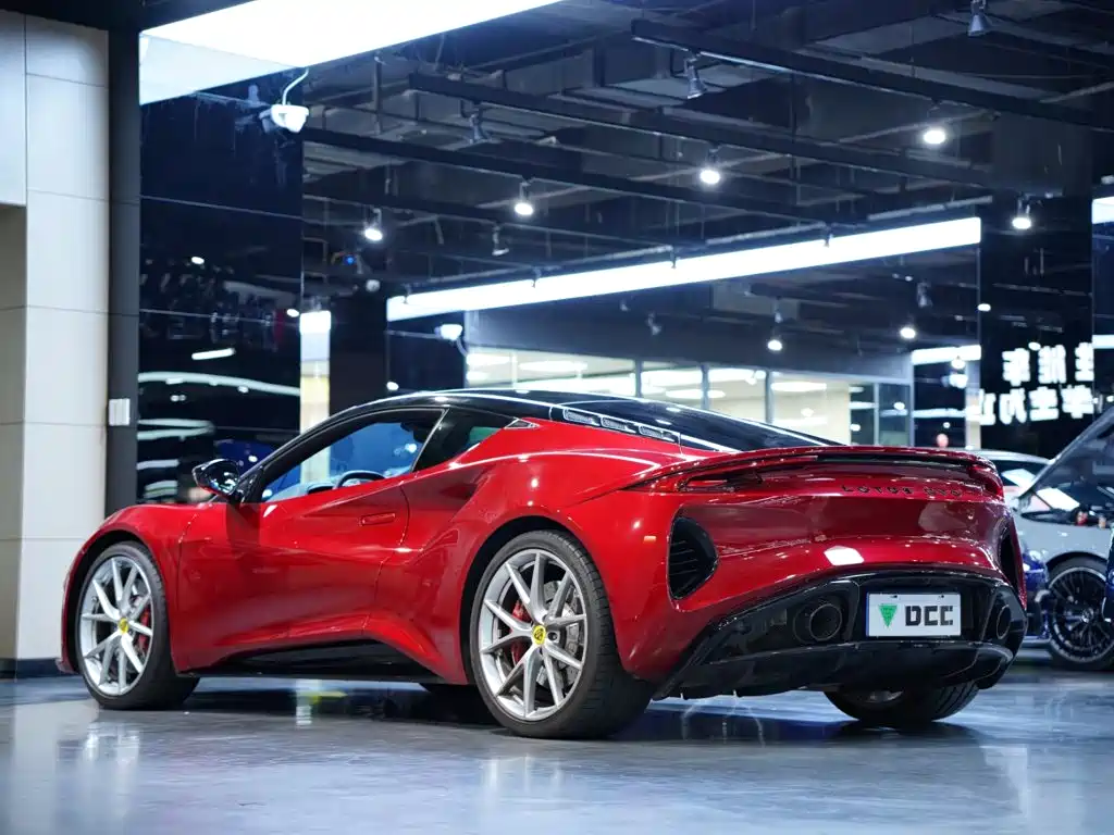 Lotus Emira — миниатюра 38