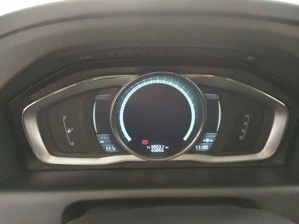 Volvo XC60 (Import) — миниатюра 15