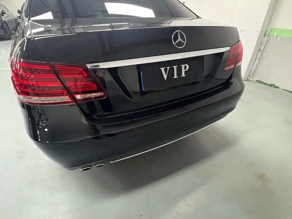 Mercedes-Benz E-Class — миниатюра 16