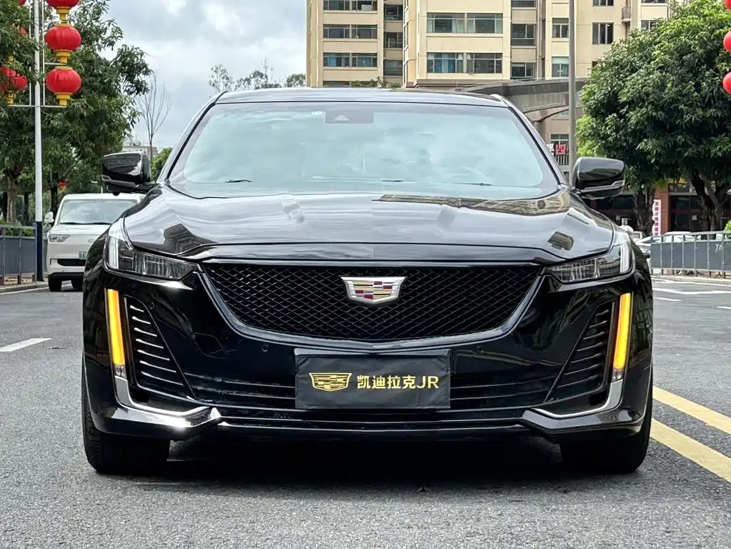 Cadillac CT5 — миниатюра 2