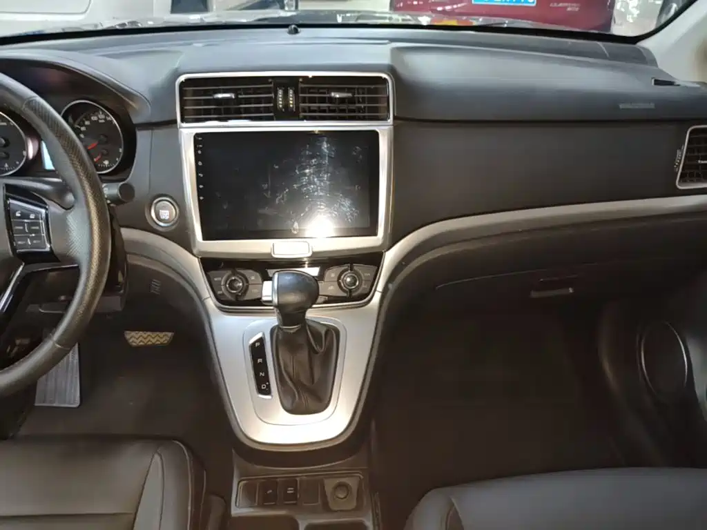 Haval M6 — миниатюра 13