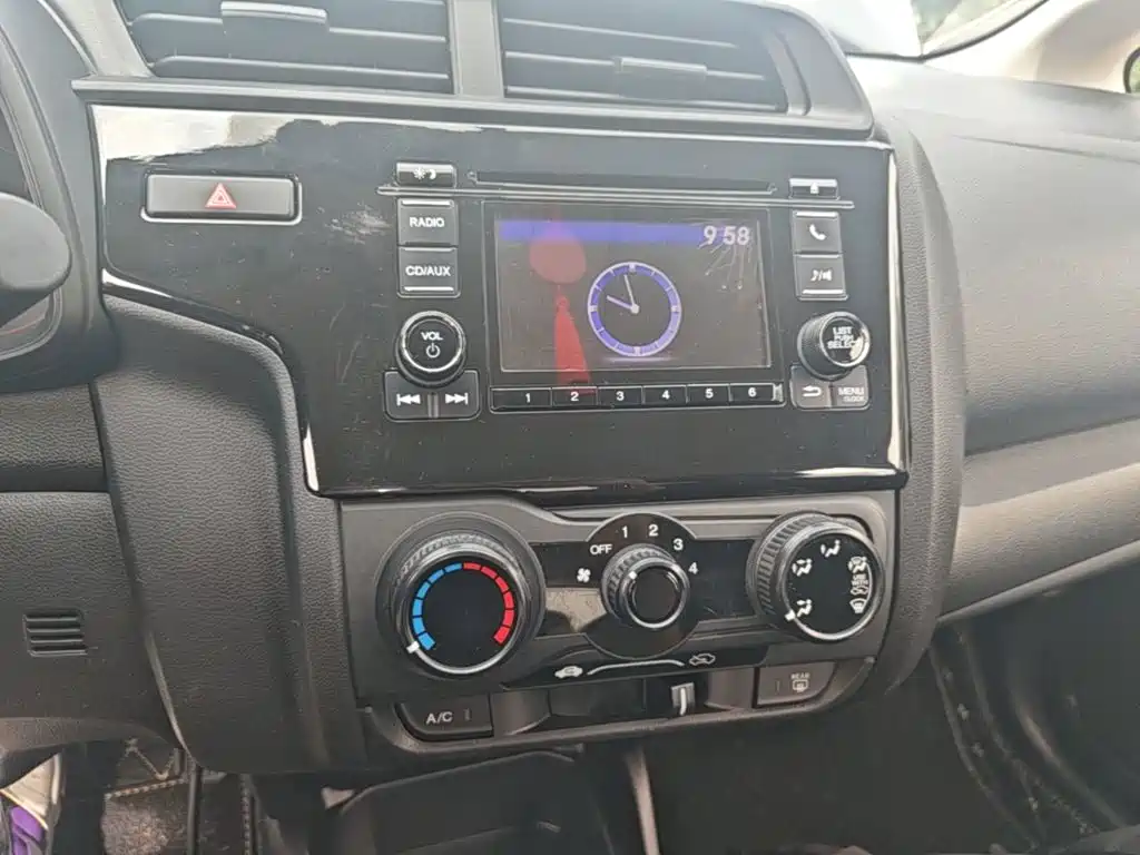 Honda Fit — миниатюра 13