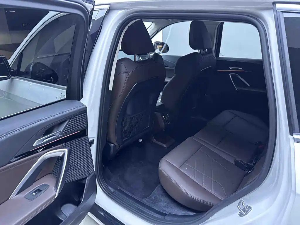 BMW X1 — миниатюра 9