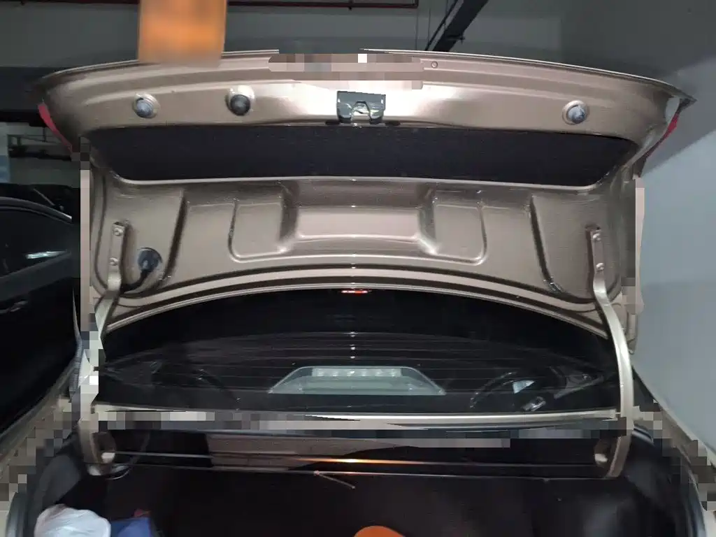 Volkswagen Jetta — миниатюра 16