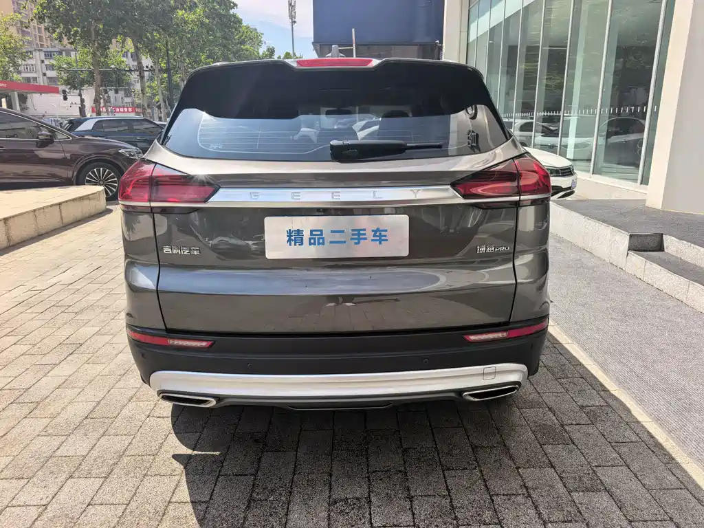 Geely Boyue — миниатюра 13