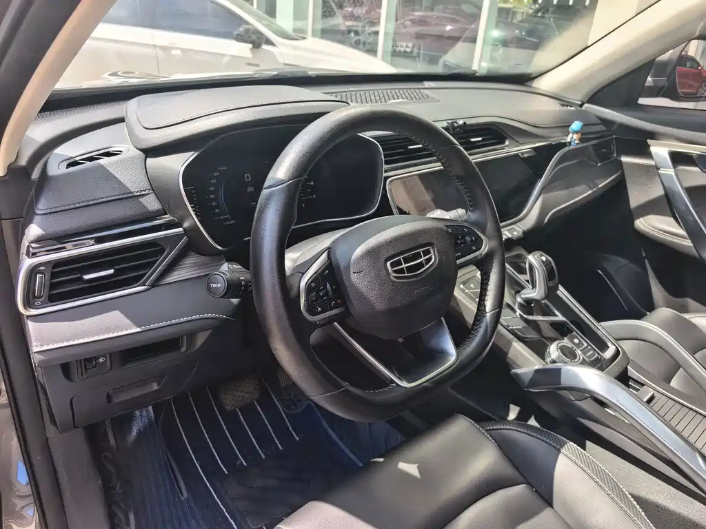 Geely Boyue — миниатюра 24