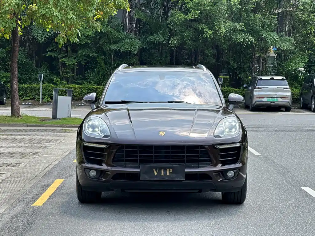 Porsche Macan — миниатюра 2