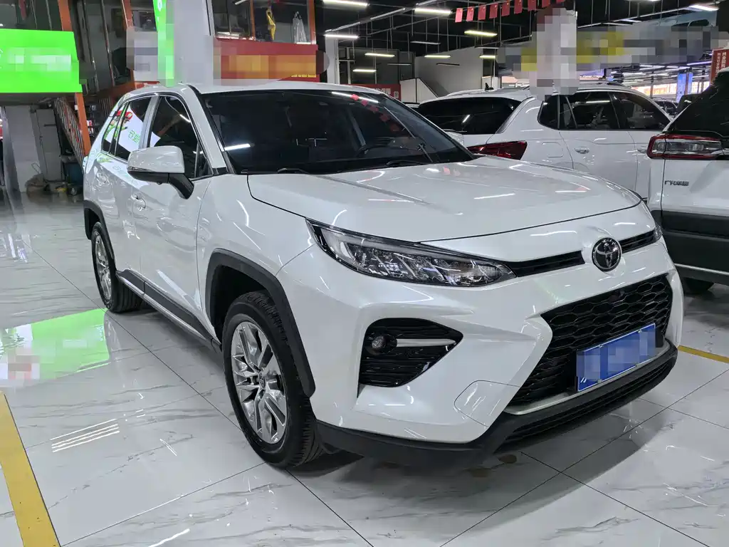 Toyota Wildlander 2021 2.0L CVT Luxury