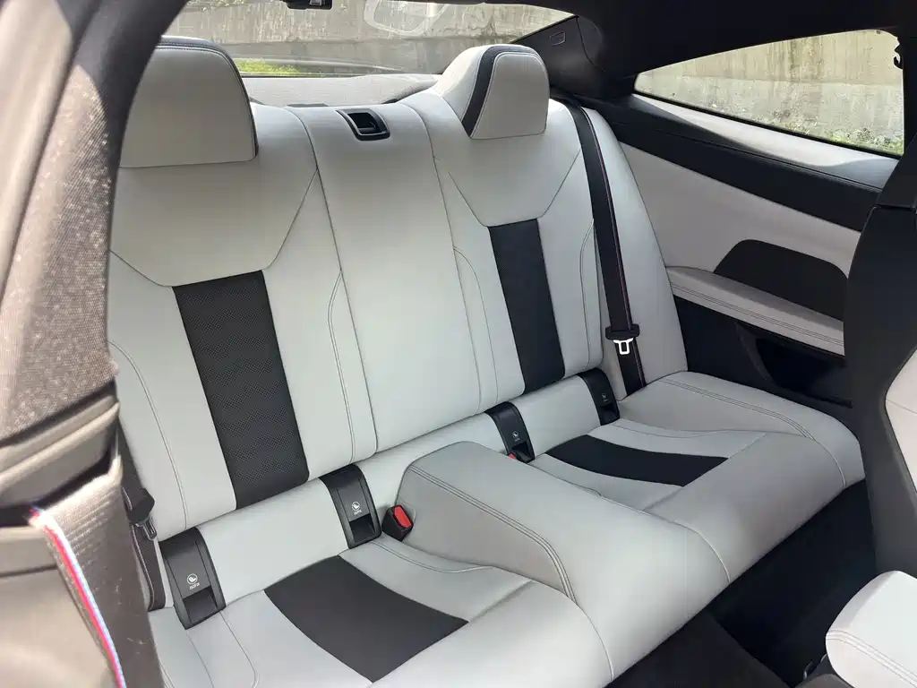 BMW M4 — миниатюра 9