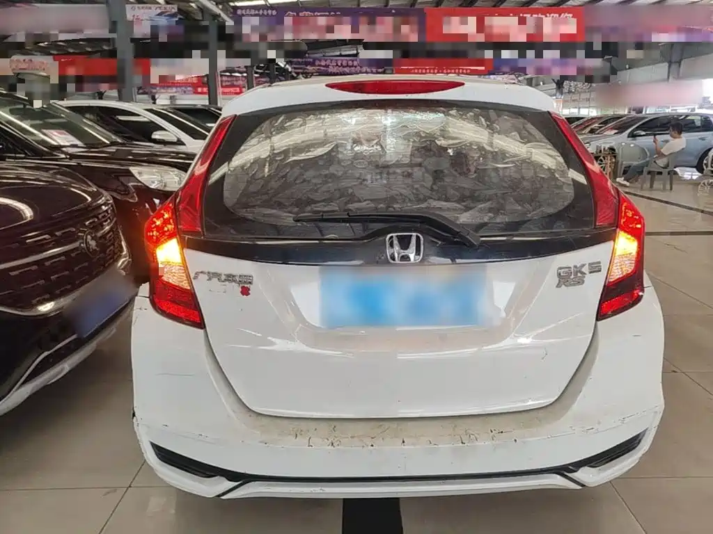 Honda Fit — миниатюра 6
