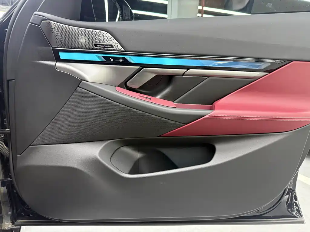 BMW 5 Series — миниатюра 16