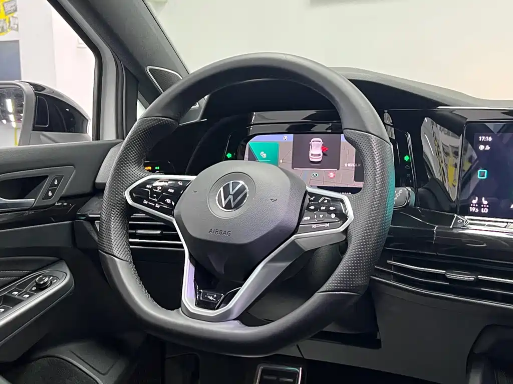 Volkswagen Golf — миниатюра 20