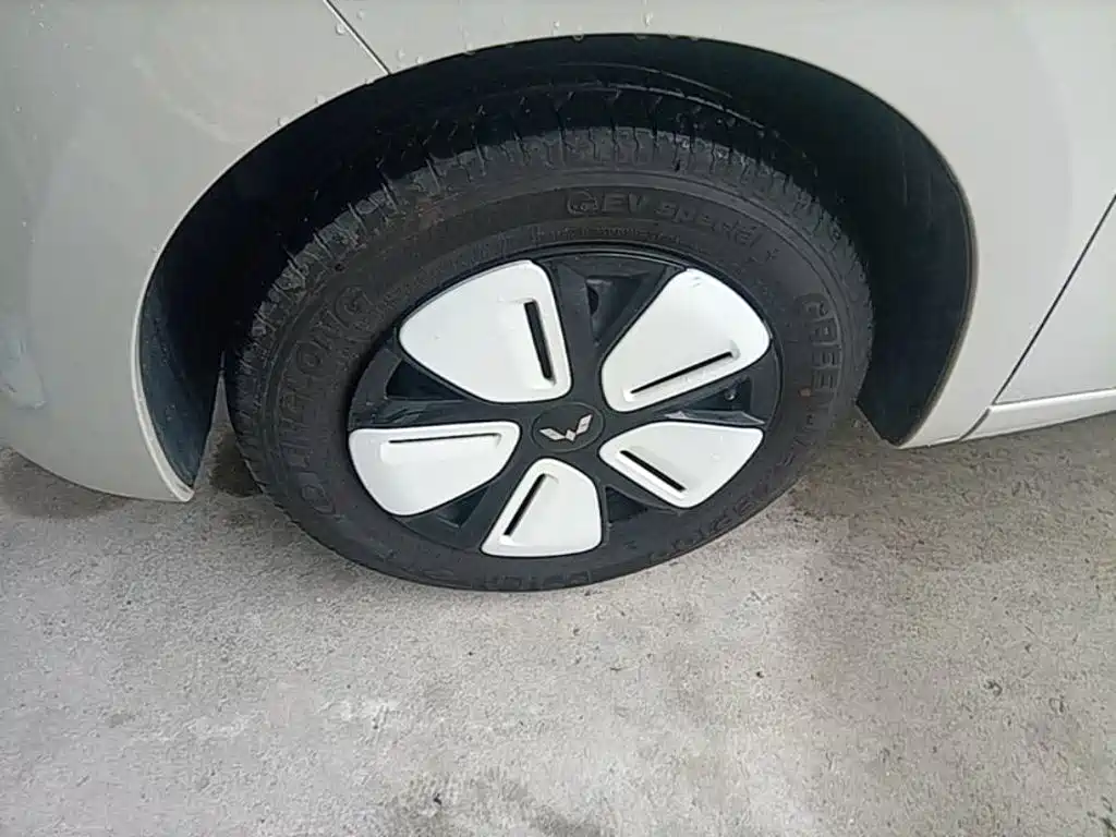 Wuling MINIEV — миниатюра 23