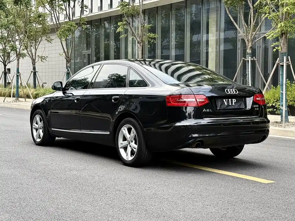 Audi A6L — миниатюра 7
