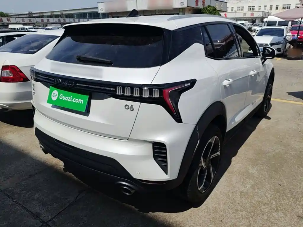 Lynk & Co 06 — миниатюра 7