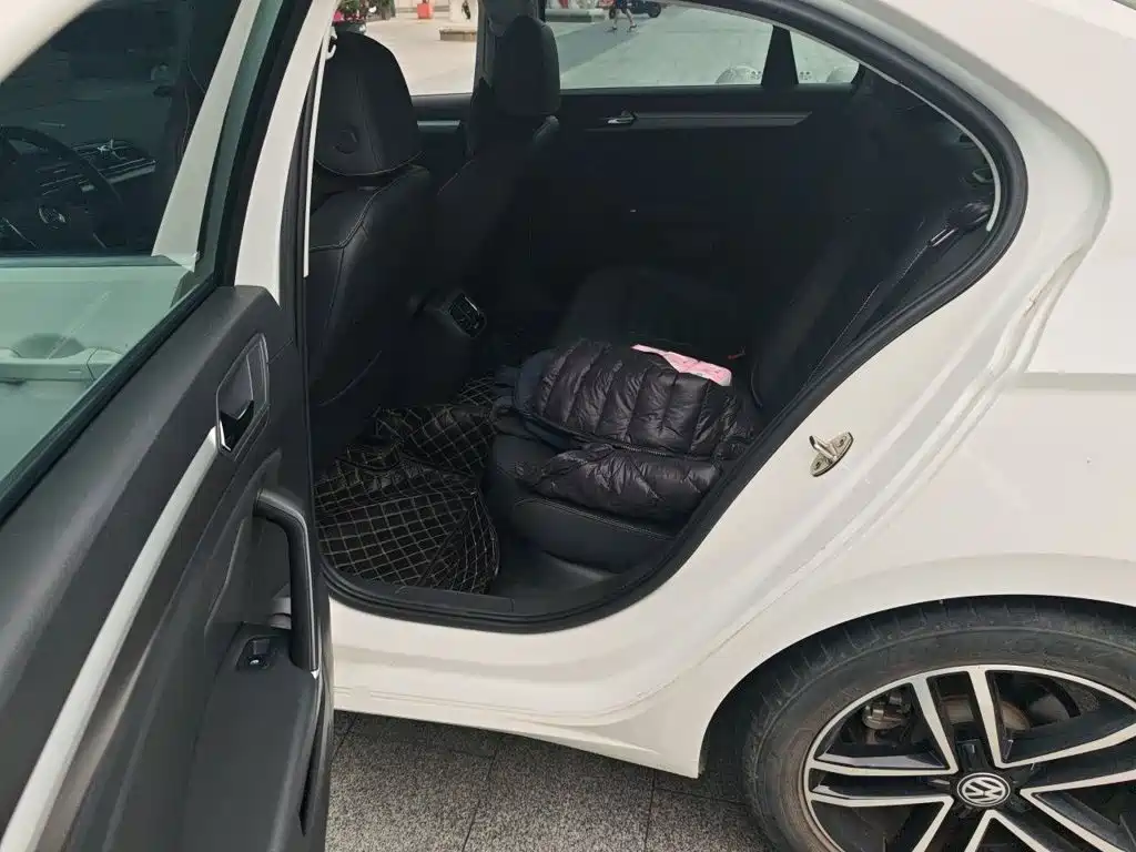 Volkswagen Lamando — миниатюра 15