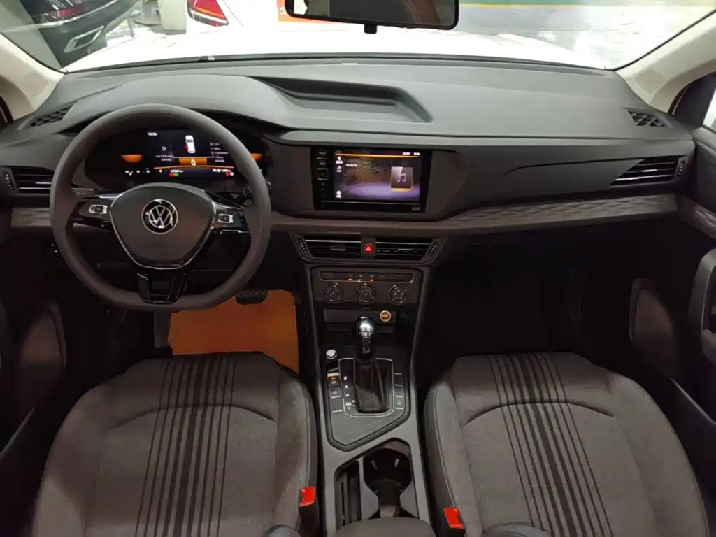 Volkswagen Tharu — миниатюра 10
