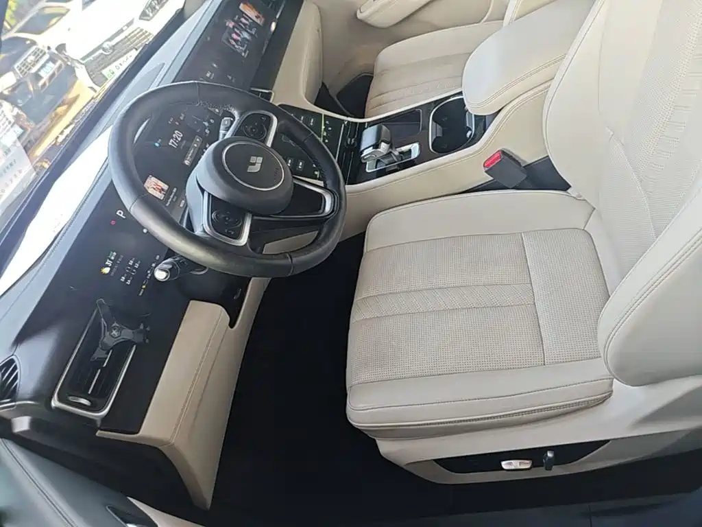 Li Auto Li ONE — миниатюра 15