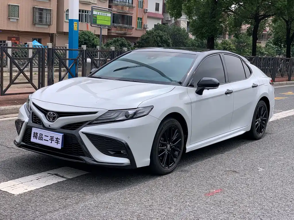 Toyota Camry 2024
