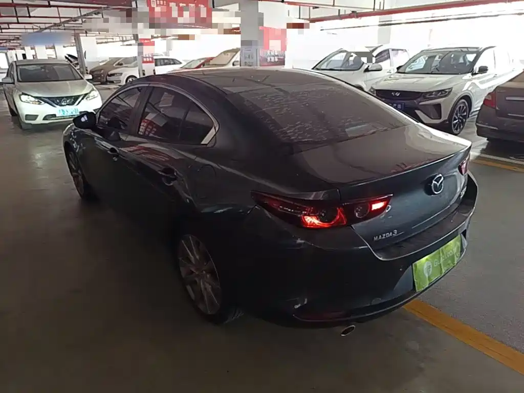 Mazda 3 Axela — миниатюра 5