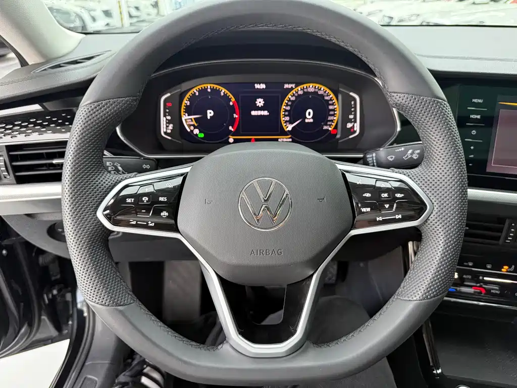 Volkswagen Passat — миниатюра 7
