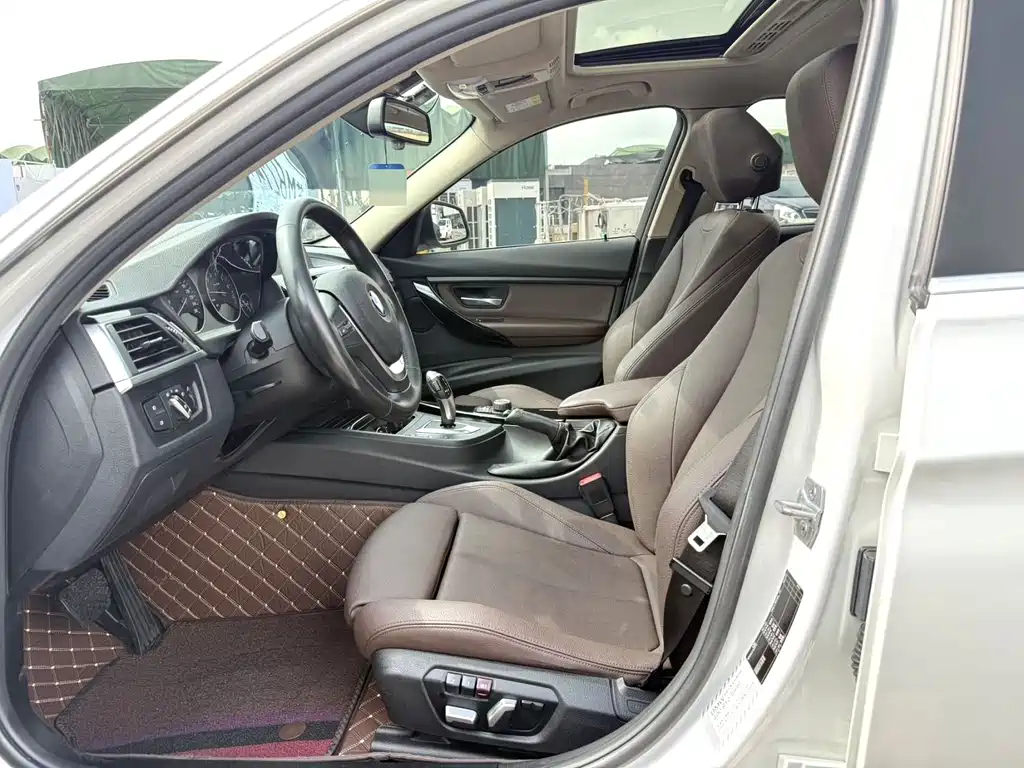 BMW 3 Series — миниатюра 10
