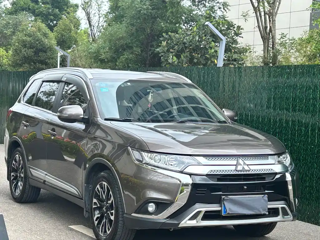 Mitsubishi Outlander 2019 2.0L Enjoy 7 мест VI