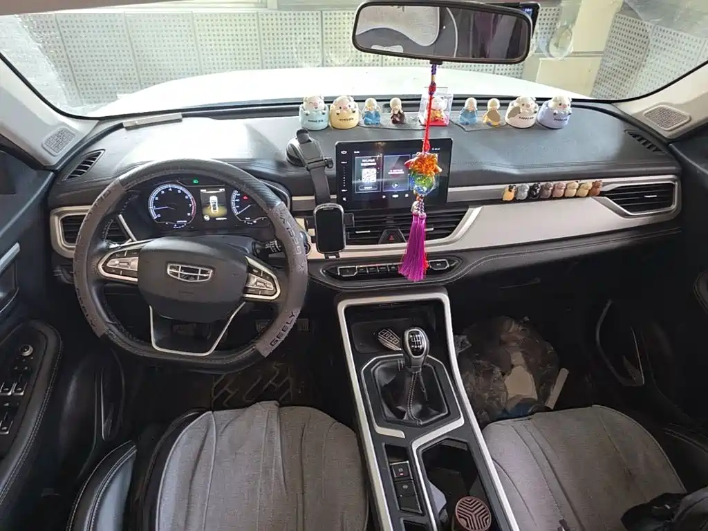 Geely Vision X6 — миниатюра 14