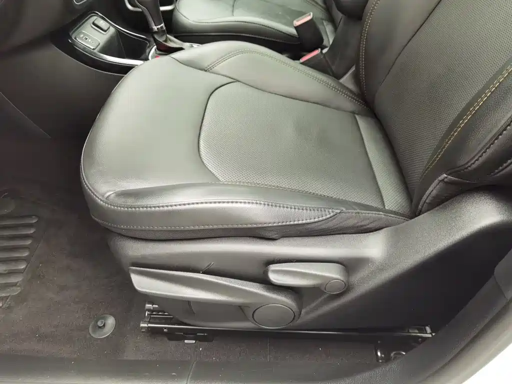 Jeep Compass — миниатюра 20