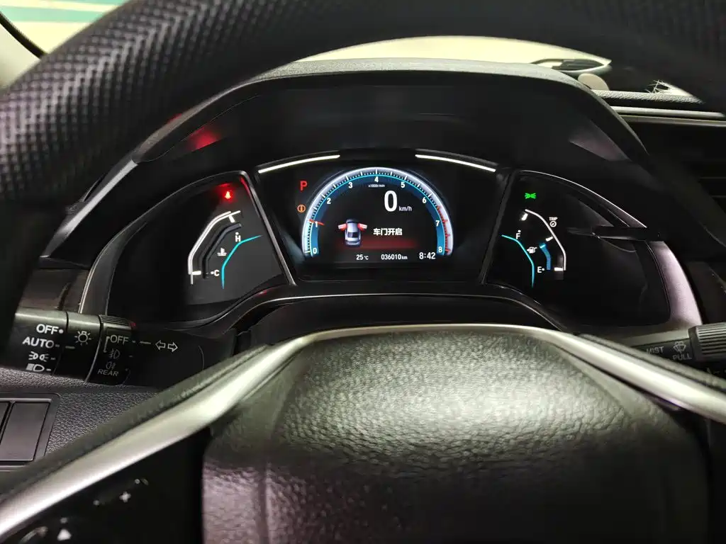 Honda Civic — миниатюра 12