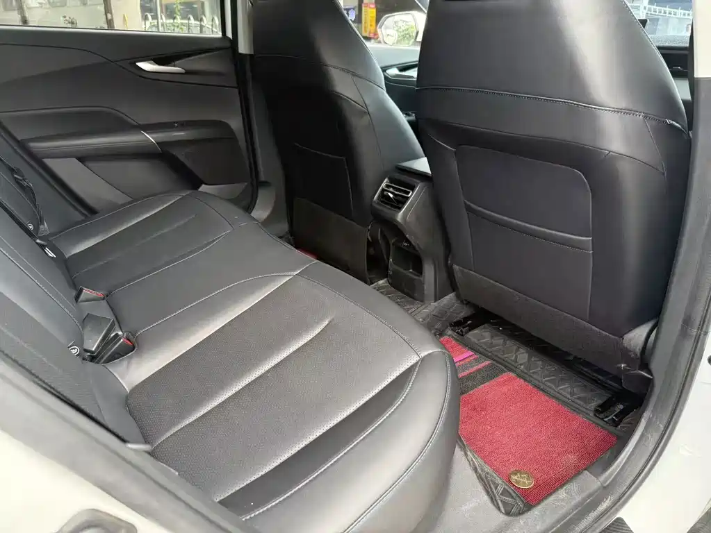 Changan Eado — миниатюра 8