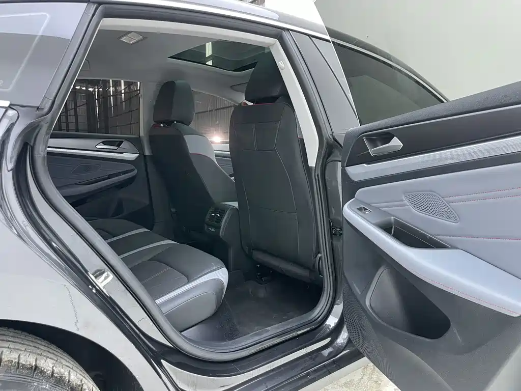 Volkswagen Lamando — миниатюра 18