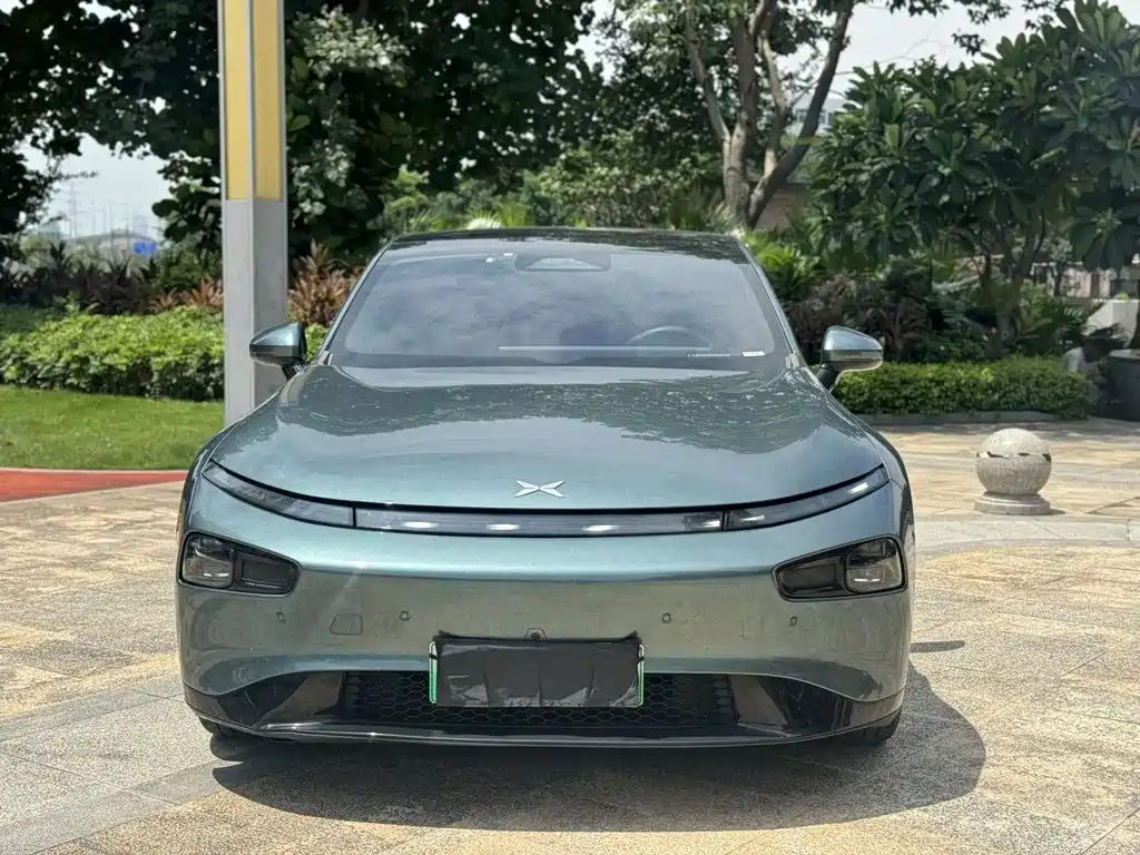 XPeng P7 — миниатюра 2