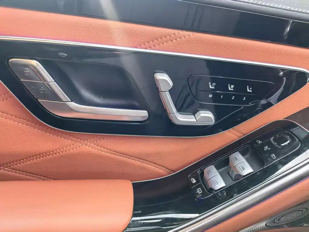 Mercedes-Benz S-Class — миниатюра 9