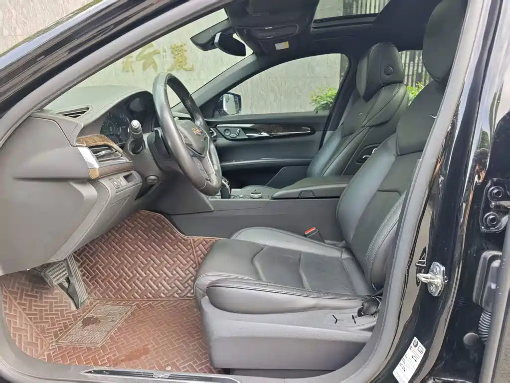 Cadillac CT6 — миниатюра 5