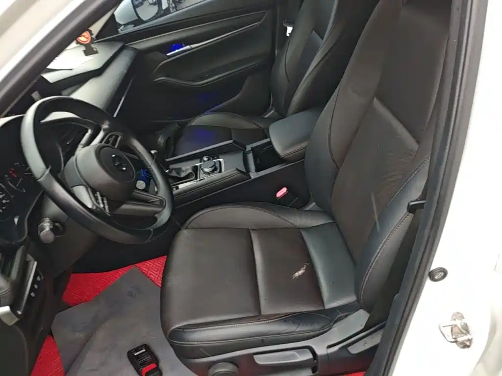 Mazda 3 Axela — миниатюра 15