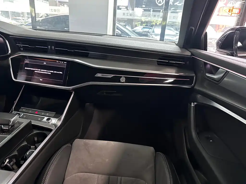 Audi A6L — миниатюра 8