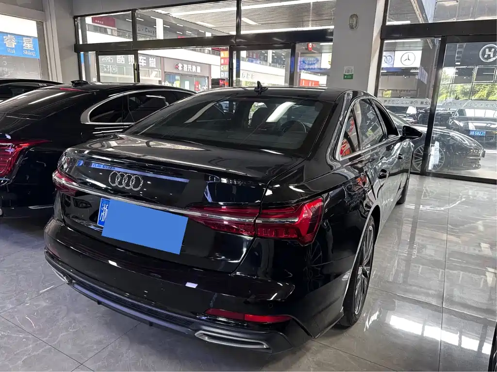 Audi A6L — миниатюра 11
