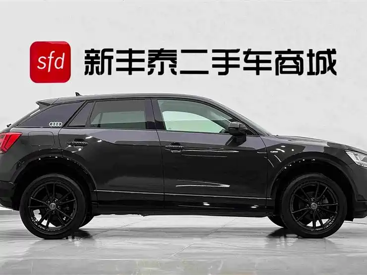 Audi Q2L — миниатюра 3