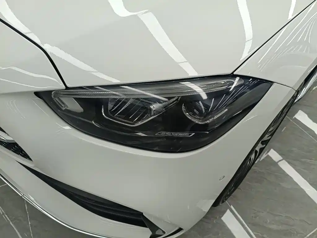 Mercedes-Benz C-Class — миниатюра 24