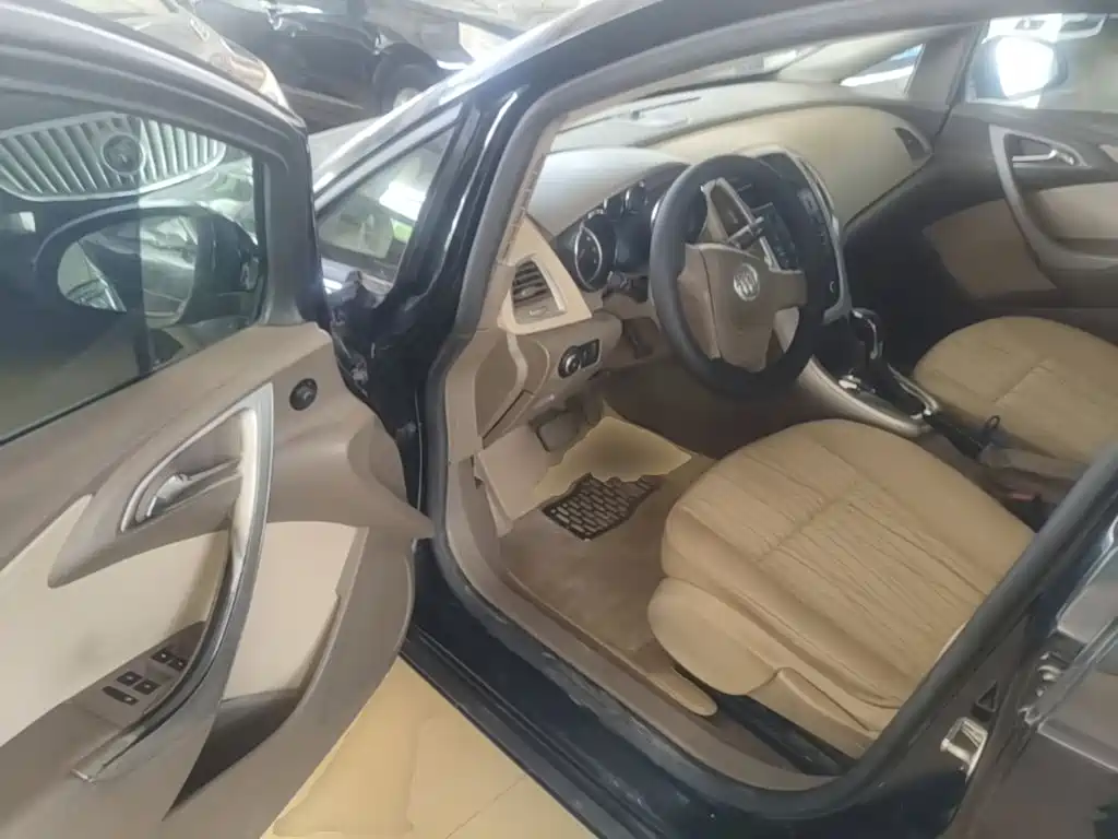 Buick Excelle — миниатюра 16