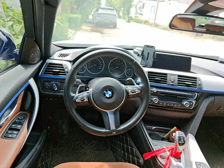 BMW 3 Series — миниатюра 15