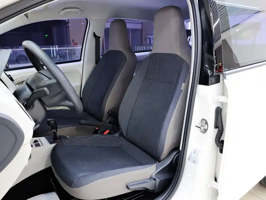 Volkswagen up! — миниатюра 25