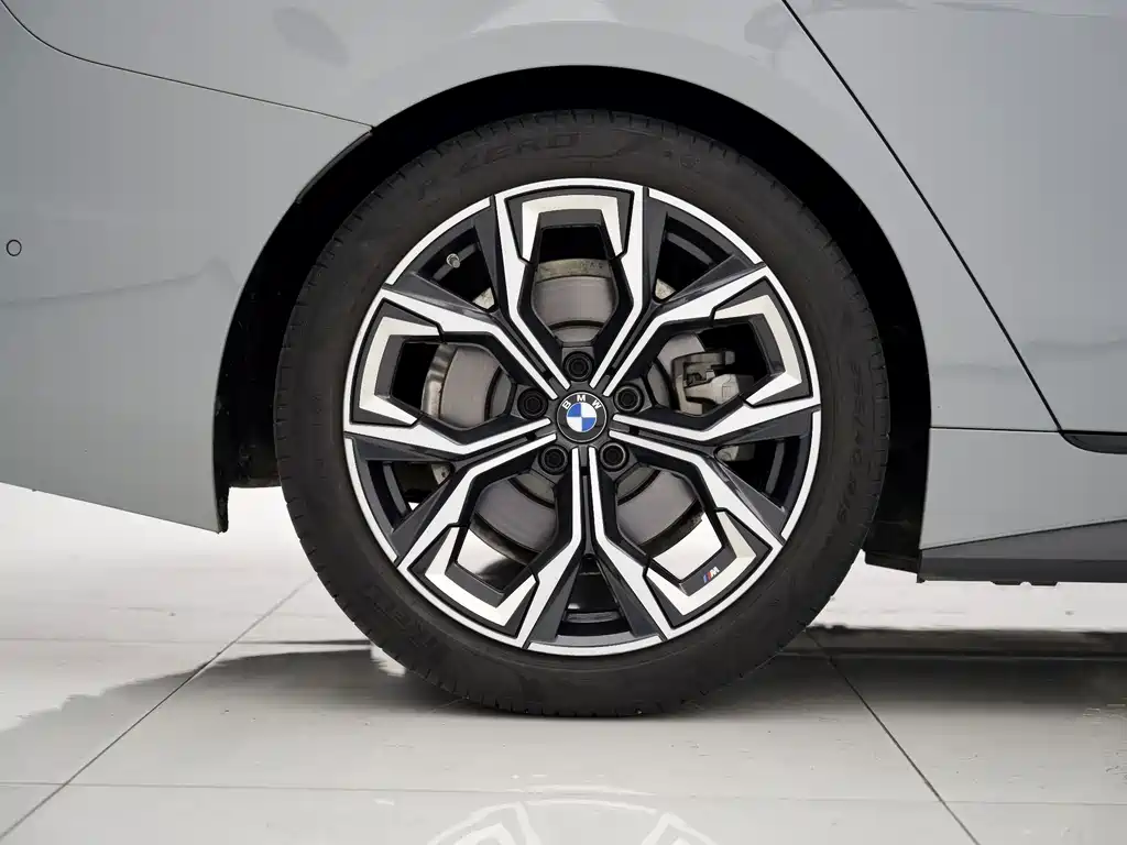 BMW 4 Series — миниатюра 24