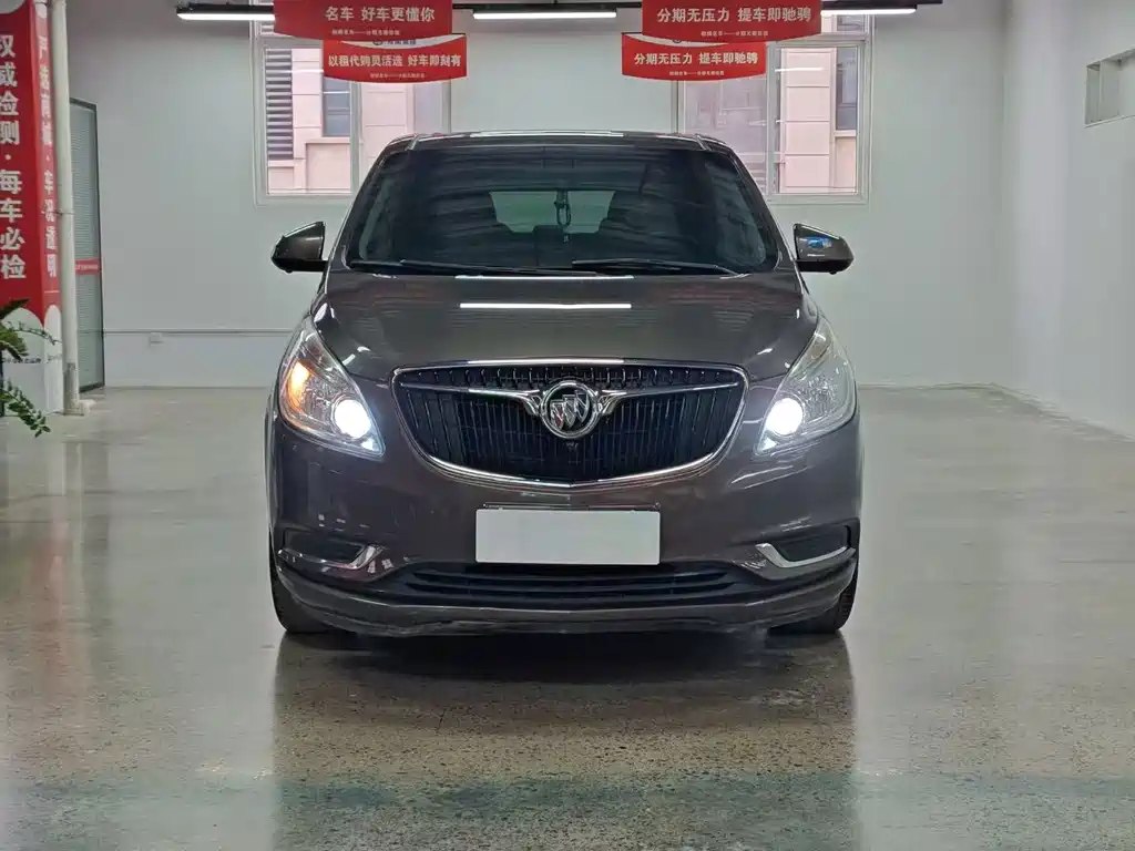 Buick GL8 — миниатюра 3