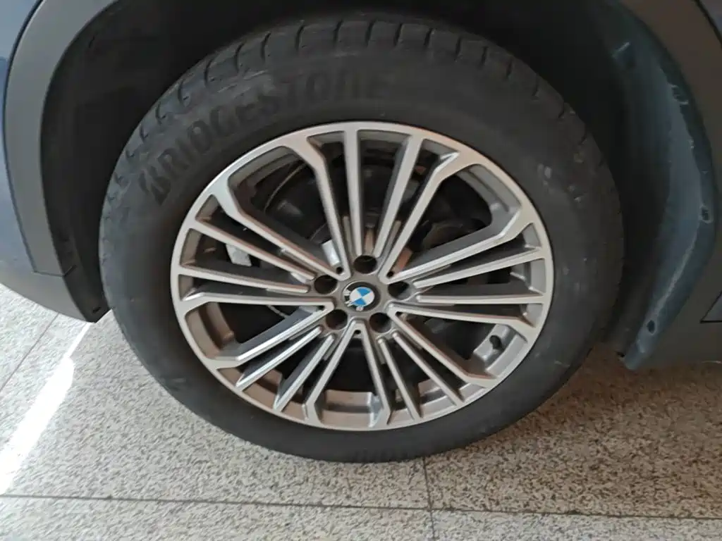 BMW X3 — миниатюра 23