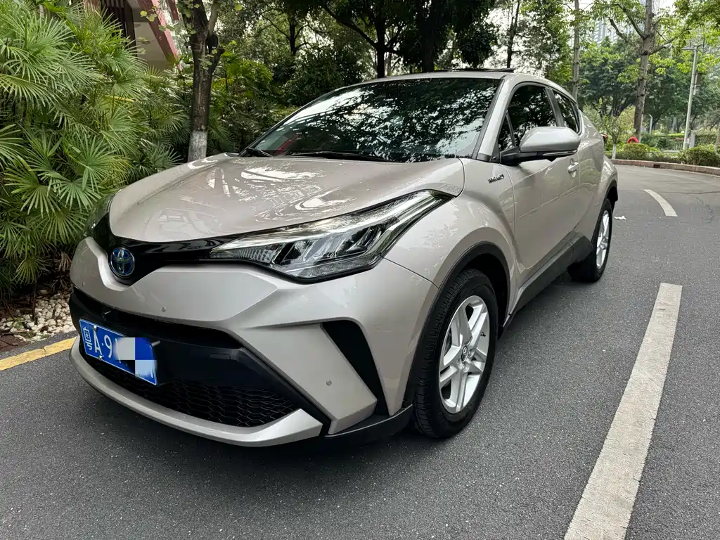 Toyota C-HR 2023